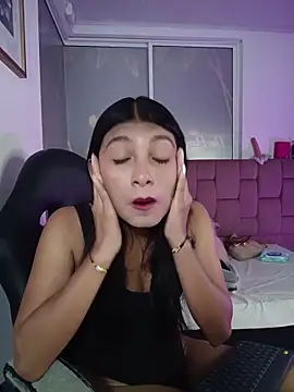 YeseniaRodriguez3 online show from 05/14/26, 12:45