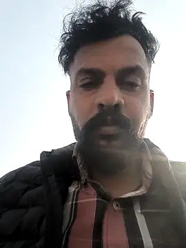 Snapshot of Hot-boss15 chatting on 11/21/25, 08:46 Hot-boss15 online show from 11/21/25, 08:46