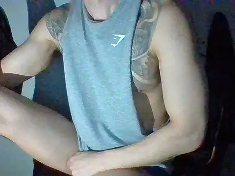 Snapshot of jaydenasiantattoo chatting on 11/02/25, 02:52 jaydenasiantattoo online show from 11/02/25, 02:52