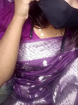 Snapshot of cute_mahi07 chatting on 12/01/25, 07:19 cute mahi07 online show from 12/01/25, 07:19