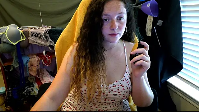 Snapshot of sugasunny04 chatting on 02/23/26, 08:06 sugasunny04 online show from 02/23/26, 08:06