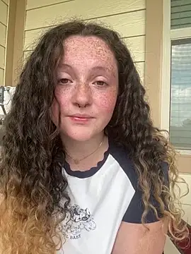 Snapshot of sugasunny04 chatting on 03/24/26, 07:52 sugasunny04 online show from 03/24/26, 07:52