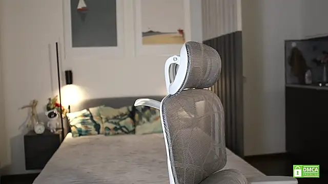 amelie shine online show from 11/09/25, 12:47