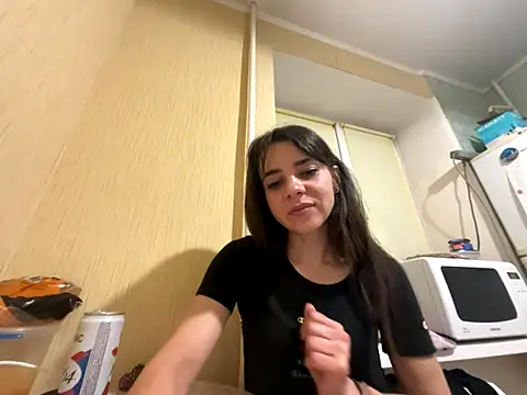 TinaLoverxq online show from 10/28/25, 08:33