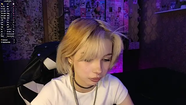 Snapshot of MissMorganMoon chatting on 02/13/26, 11:12 MissMorganMoon online show from 02/13/26, 11:12