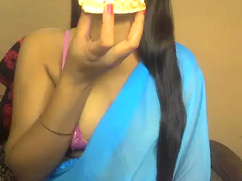 nudepari online show from 12/14/25, 08:24