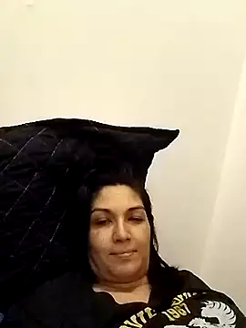 kash2103 online show from 11/15/25, 07:21