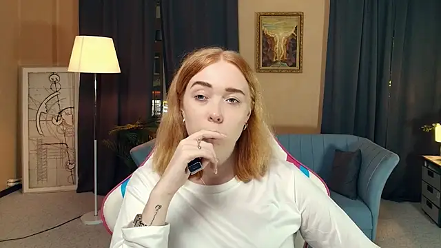 AddieOsler online show from 11/20/25, 07:46