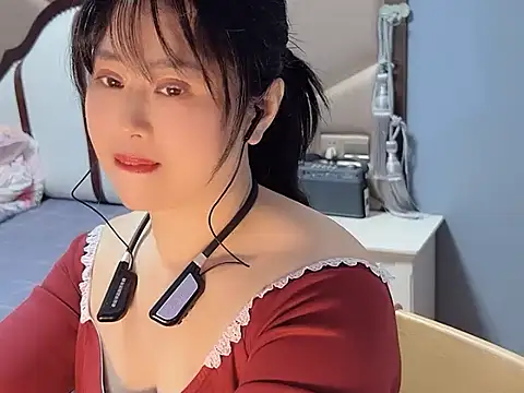 Snapshot of yaoyao22678 chatting on 01/17/26, 06:51 yaoyao22678 online show from 01/17/26, 06:51