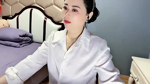 yaoyao22678 online show from 04/14/26, 01:55