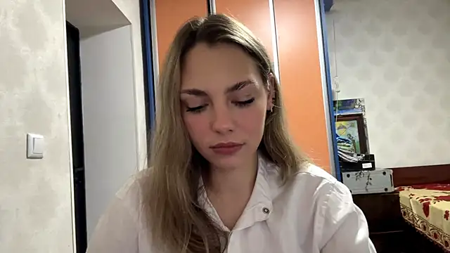 IlanaLafferty online show from 11/11/25, 06:41