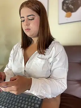 RileyFlame online show from 11/08/25, 04:18