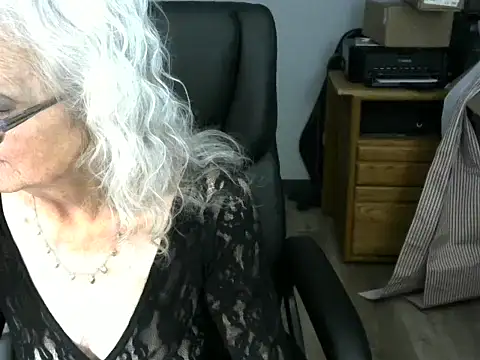 JoleneDelacroix online show from 12/19/25, 04:25