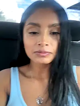 saragrey77 online show from 11/16/25, 04:01