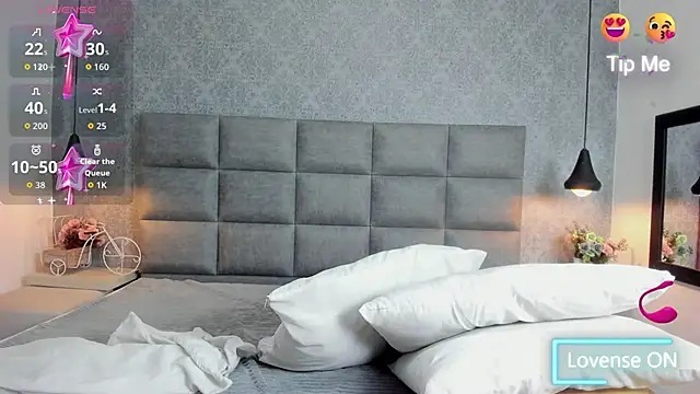 Luna Bella3 online show from 12/14/25, 09:58