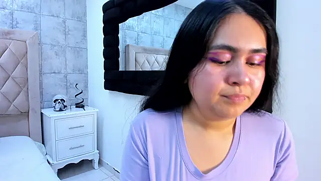 AmaraWolf online show from 11/18/25, 08:35