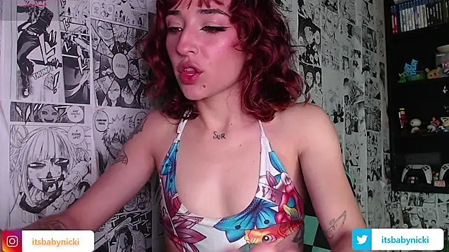 Snapshot of Just_Nicole chatting on 10/28/25, 10:34 Just Nicole online show from 10/28/25, 10:34