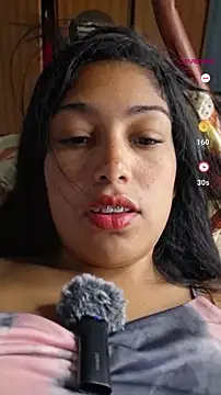 Snapshot of aleexacandy chatting on 05/17/26, 02:35 aleexacandy online show from 05/17/26, 02:35