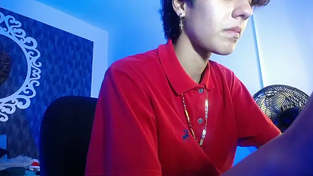 Ghost  Girl  online show from 12/15/25, 05:39