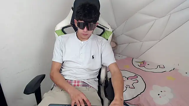 Cash G  online show from 11/30/25, 08:35