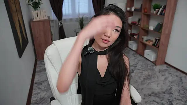 OnieClose online show from 12/05/25, 07:50