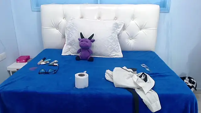 Memi xxx online show from 12/21/25, 04:41