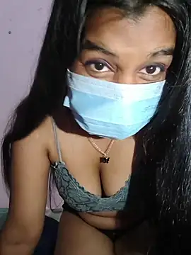 Snapshot of palakmishra033 chatting on 11/27/25, 11:12 palakmishra033 online show from 11/27/25, 11:12