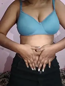 Snapshot of palakmishra033 chatting on 12/23/25, 05:49 palakmishra033 online show from 12/23/25, 05:49