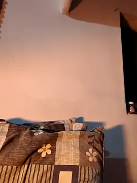 Snapshot of Hot-Rubyy chatting on 12/22/25, 03:09 Hot-Rubyy online show from 12/22/25, 03:09