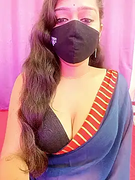 Snapshot of menaxi-baby7 chatting on 12/23/25, 12:52 menaxi-baby7 online show from 12/23/25, 12:52