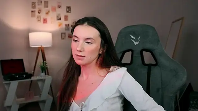 yourfrenchteacher online show from 12/05/25, 04:21