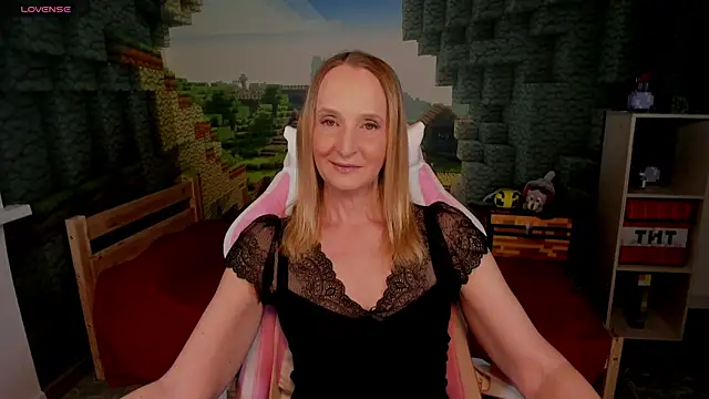 ScarlettPalmer online show from 05/02/26, 09:36