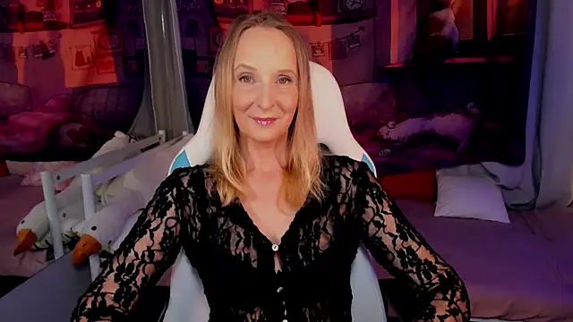 Snapshot of ScarlettPalmer chatting on 07/17/26, 10:00 ScarlettPalmer online show from 07/17/26, 10:00