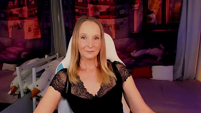 Snapshot of ScarlettPalmer chatting on 07/18/26, 09:57 ScarlettPalmer online show from 07/18/26, 09:57