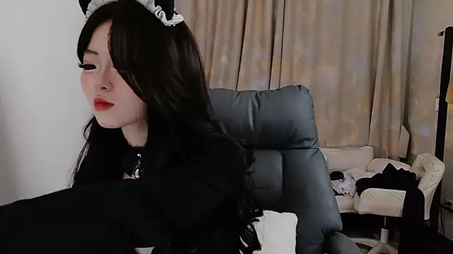 onnijiang123 online show from 11/05/25, 11:10