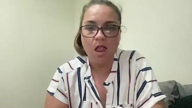 Snapshot of lilMissMarli chatting on 01/16/26, 04:33 lilMissMarli online show from 01/16/26, 04:33