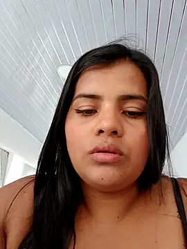 Snapshot of _QueenSophia_ chatting on 10/31/25, 07:37 QueenSophia online show from 10/31/25, 07:37