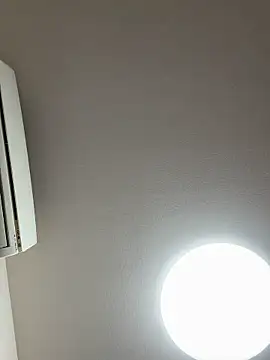 isao752702 online show from 12/16/25, 10:53