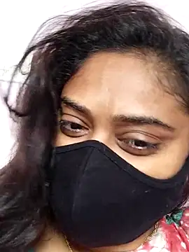 Snapshot of girl999 chatting on 03/10/26, 04:17 girl999 online show from 03/10/26, 04:17