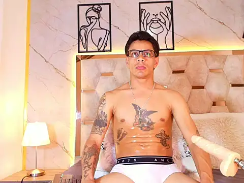 Snapshot of Andrew_Haalls chatting on 03/21/26, 08:45 Andrew Haalls online show from 03/21/26, 08:45