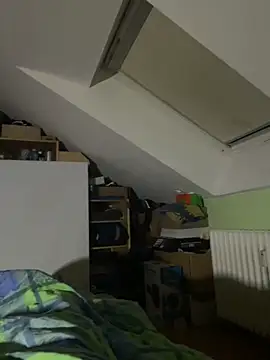 Ilovemilf1 online show from 11/16/25, 05:29