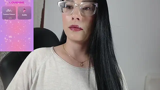 Emma Hotkiss online show from 07/16/26, 01:33