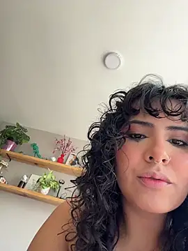 SugarTroubl33 online show from 11/22/25, 01:43