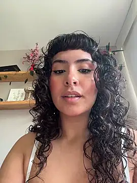SugarTroubl33 online show from 06/10/26, 02:16