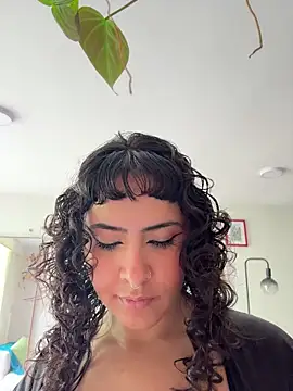 SugarTroubl33 online show from 06/17/26, 01:56