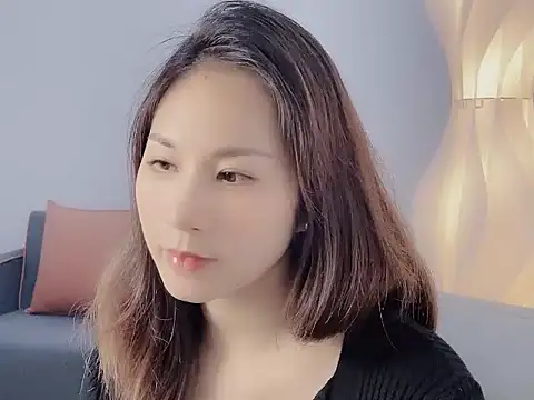 Snapshot of lvy-002 chatting on 03/18/26, 04:59 lvy-002 online show from 03/18/26, 04:59