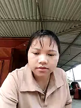 Snapshot of Smay69_ chatting on 10/28/25, 03:21 Smay69  online show from 10/28/25, 03:21