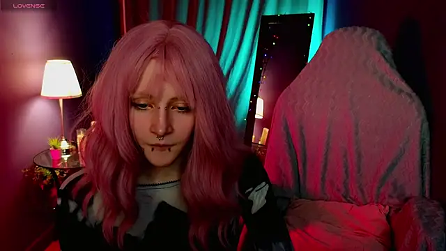 Snapshot of karkadeshk chatting on 04/01/26, 08:39 karkadeshk online show from 04/01/26, 08:39