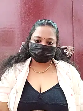 Snapshot of Mandhra28 chatting on 11/08/25, 09:09 Mandhra28 online show from 11/08/25, 09:09