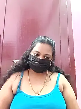 Snapshot of Mandhra28 chatting on 11/10/25, 05:56 Mandhra28 online show from 11/10/25, 05:56